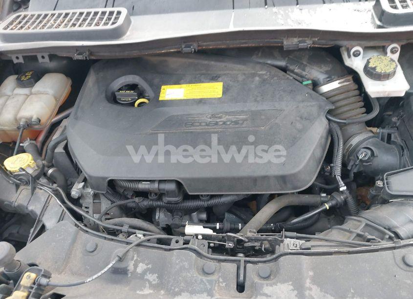 Photo 10 of 2015 Ford Escape SE (VIN 1FMCU0GX5FUC75784)