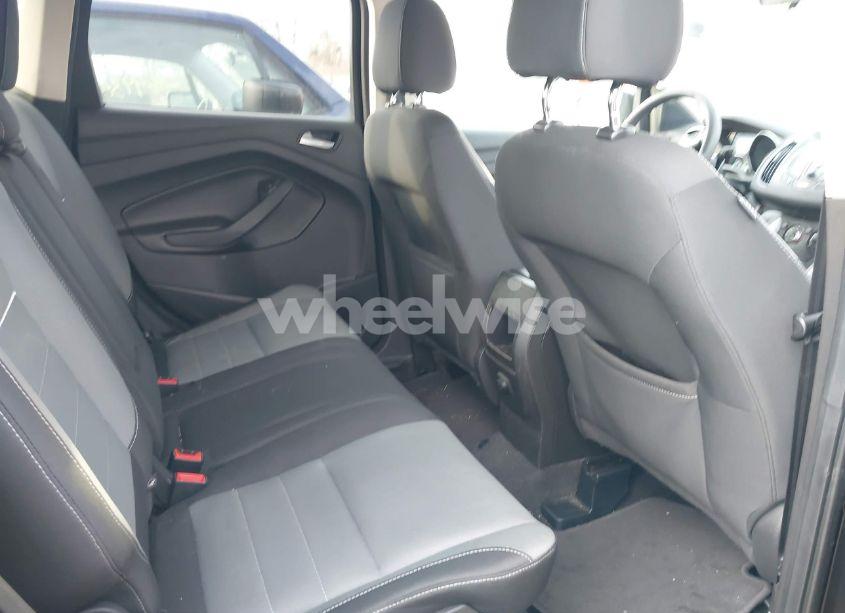 Photo 8 of 2015 Ford Escape SE (VIN 1FMCU0GX5FUC75784)