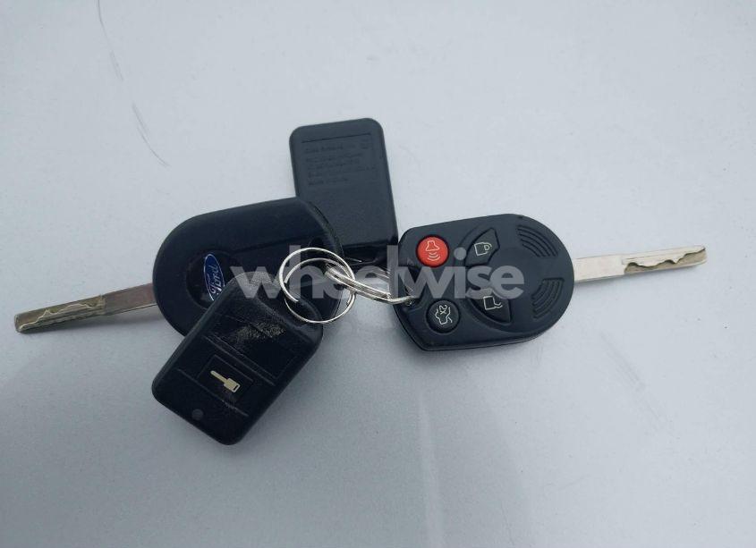 Photo 11 of 2016 Ford Escape SE (VIN 1FMCU0GX5GUA07965)