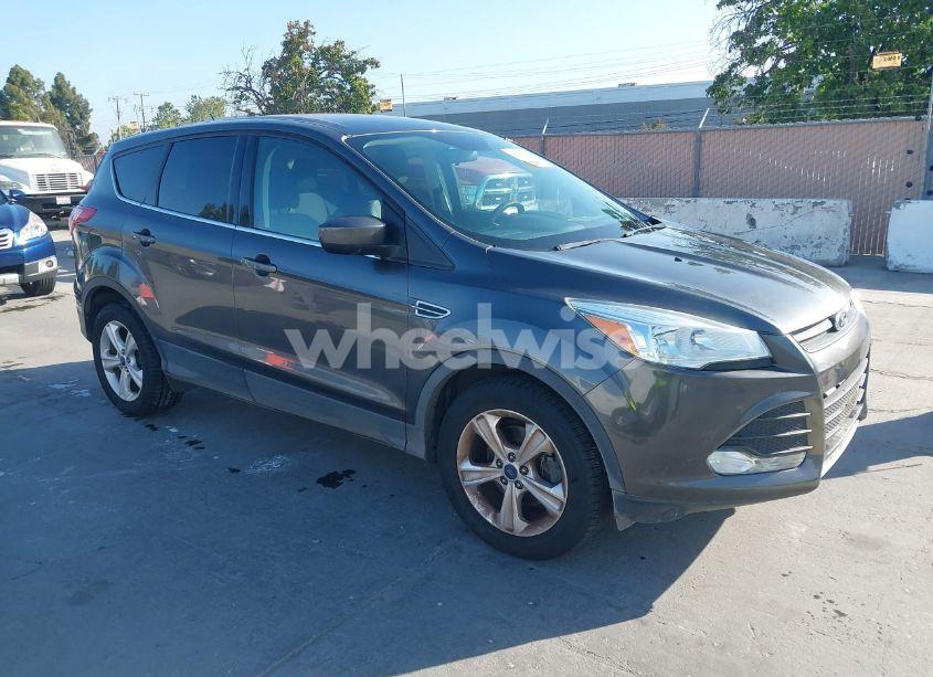2016 Ford Escape SE (VIN 1FMCU0GX5GUA12163) main photo