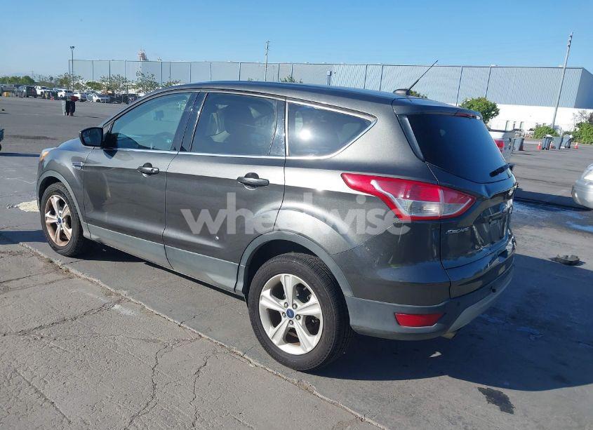 Photo 3 of 2016 Ford Escape SE (VIN 1FMCU0GX5GUA12163)