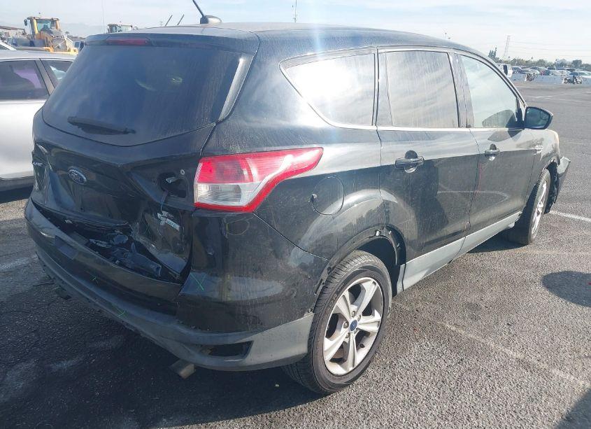 Photo 4 of 2016 Ford Escape SE (VIN 1FMCU0GX5GUB15681)