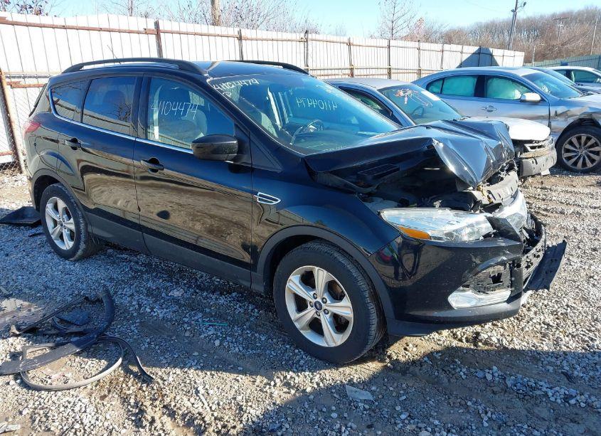 2016 Ford Escape SE (VIN 1FMCU0GX5GUB22422) main photo
