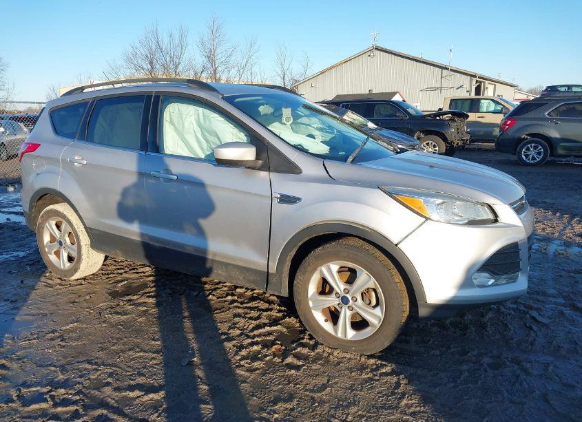 Photo 13 of 2016 Ford Escape SE (VIN 1FMCU0GX5GUC22889)