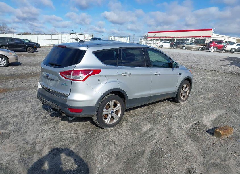 Photo 4 of 2013 Ford Escape SE (VIN 1FMCU0GX6DUA47466)