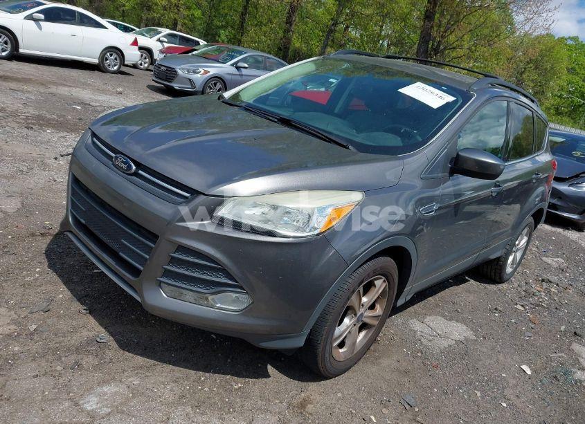 Photo 2 of 2013 Ford Escape SE (VIN 1FMCU0GX6DUB47180)