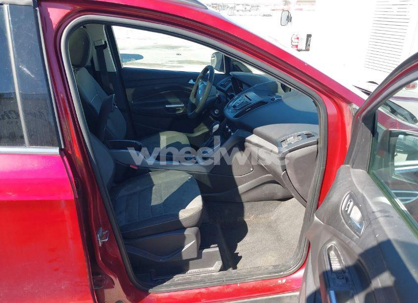 Photo 5 of 2013 Ford Escape SE (VIN 1FMCU0GX6DUB69759)