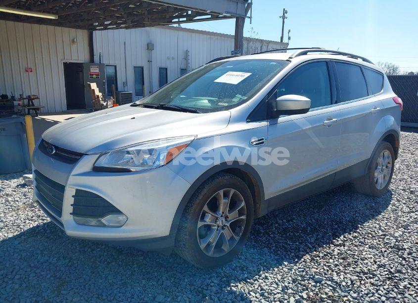 Photo 2 of 2013 Ford Escape SE (VIN 1FMCU0GX6DUB78221)