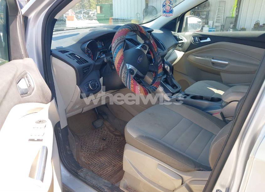 Photo 5 of 2013 Ford Escape SE (VIN 1FMCU0GX6DUB78221)