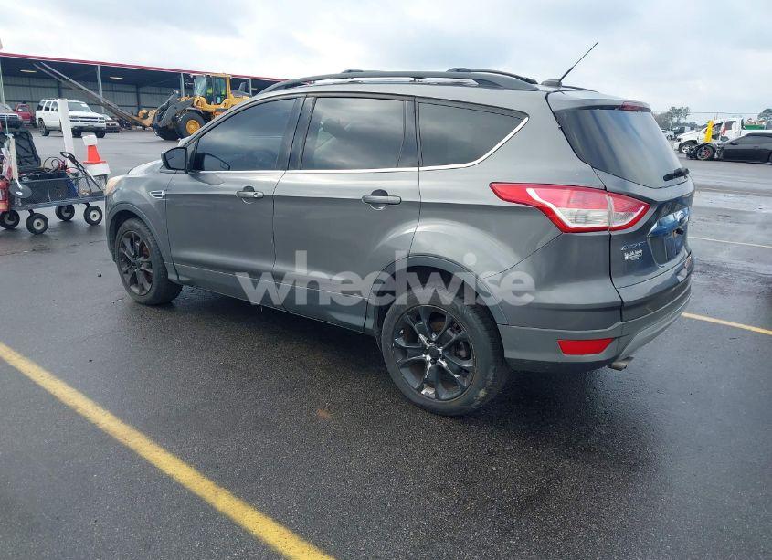 Photo 3 of 2013 Ford Escape SE (VIN 1FMCU0GX6DUC01416)