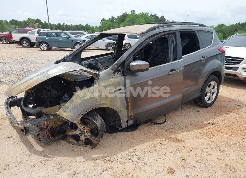 Photo 2 of 2013 Ford Escape SE (VIN 1FMCU0GX6DUD32071)