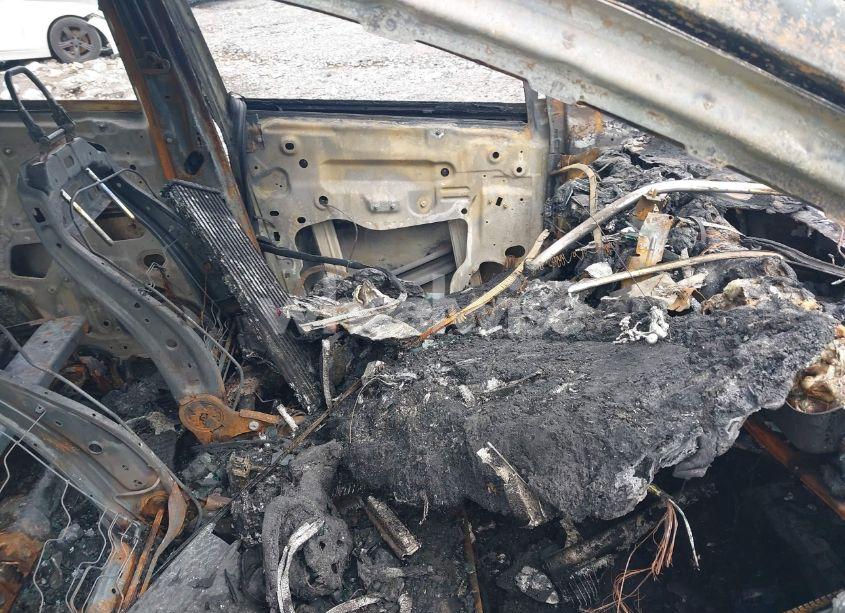 Photo 5 of 2013 Ford Escape SE (VIN 1FMCU0GX6DUD90875)