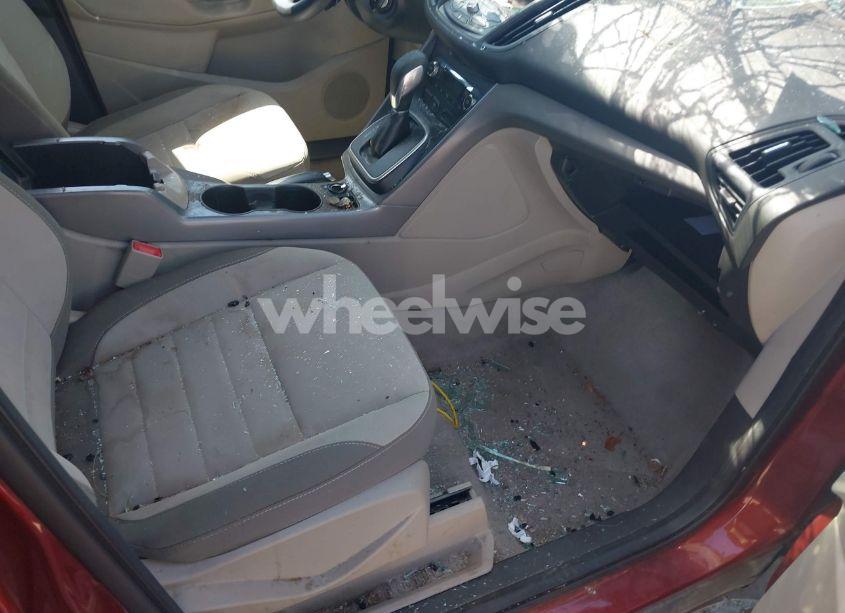 Photo 5 of 2014 Ford Escape SE (VIN 1FMCU0GX6EUA37196)