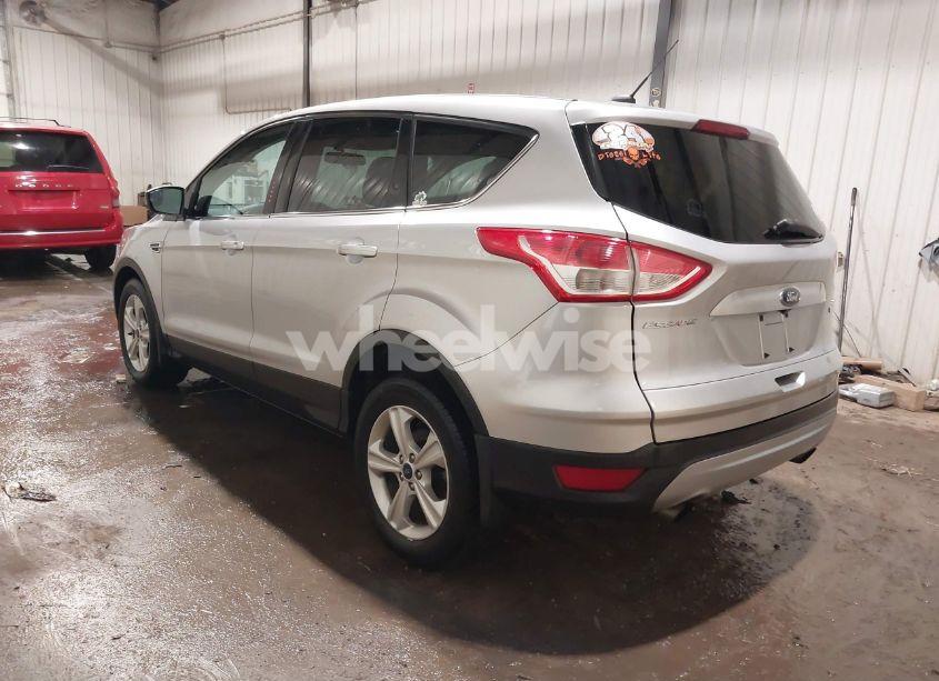 Photo 3 of 2014 Ford Escape SE (VIN 1FMCU0GX6EUA70327)
