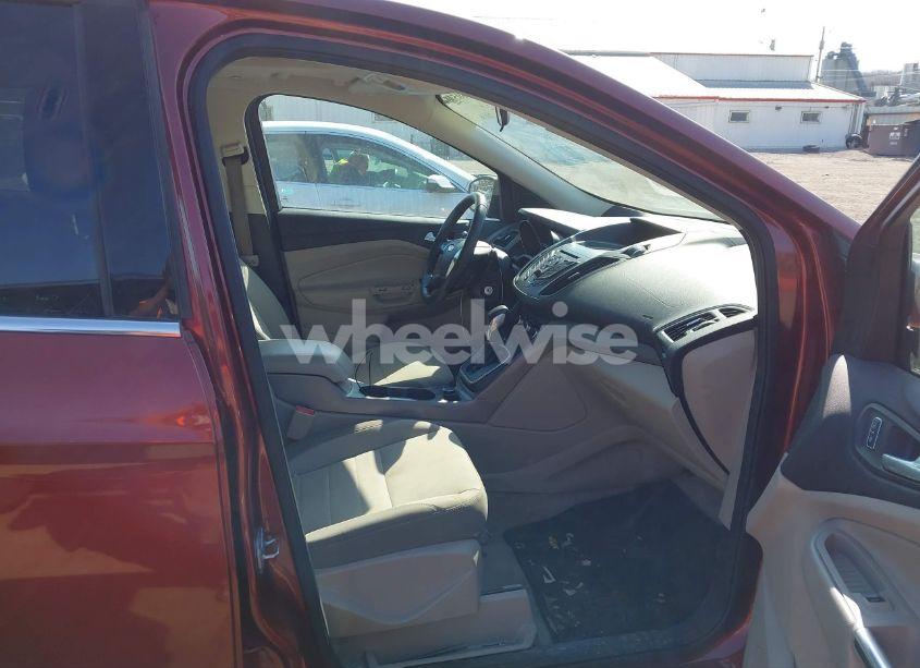Photo 5 of 2014 Ford Escape SE (VIN 1FMCU0GX6EUB33152)