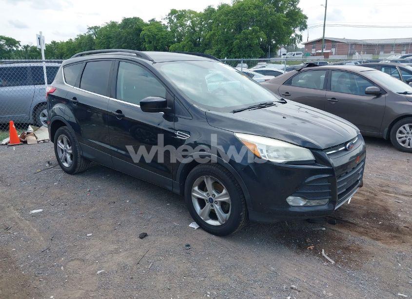 2014 Ford Escape SE (VIN 1FMCU0GX6EUC61410) main photo