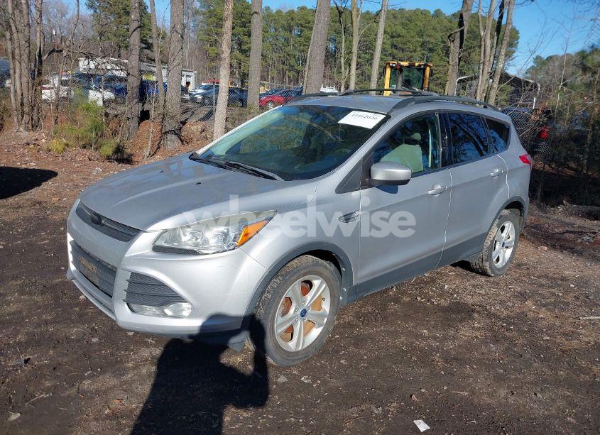 Photo 2 of 2014 Ford Escape SE (VIN 1FMCU0GX6EUD59255)