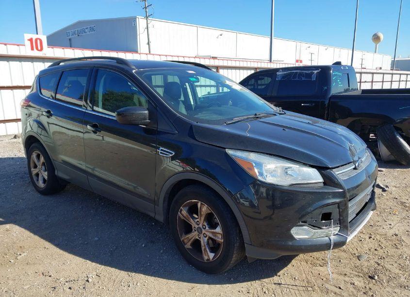 2014 Ford Escape SE (VIN 1FMCU0GX6EUE38750) main photo