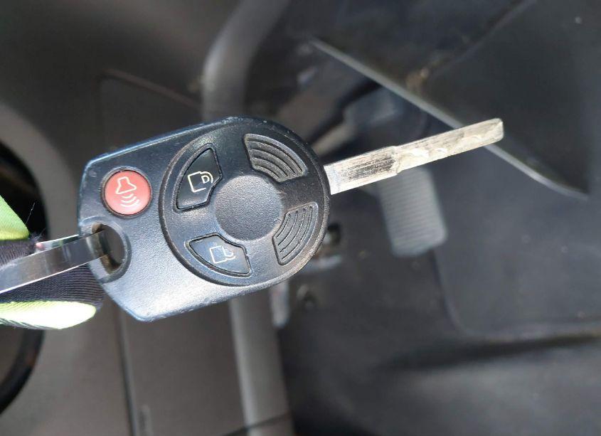 Photo 11 of 2014 Ford Escape SE (VIN 1FMCU0GX6EUE38750)