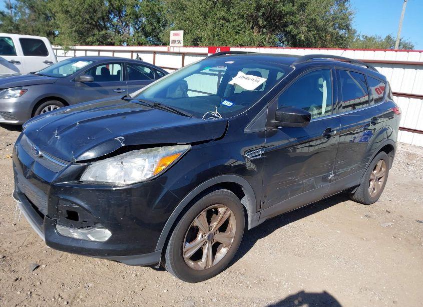 Photo 2 of 2014 Ford Escape SE (VIN 1FMCU0GX6EUE38750)