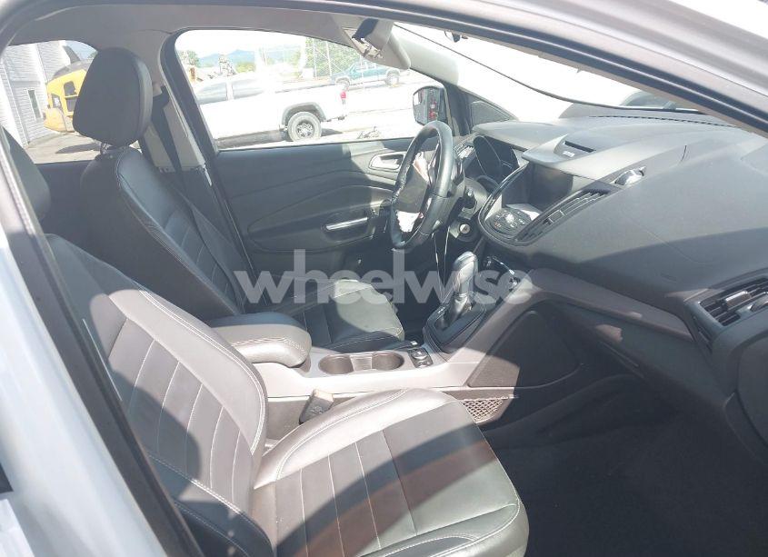 Photo 5 of 2014 Ford Escape SE (VIN 1FMCU0GX6EUE46539)