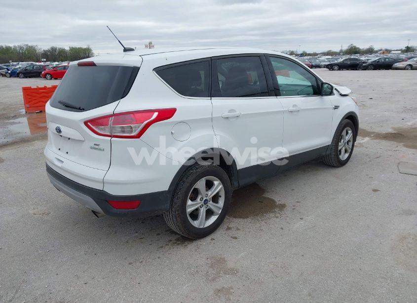 Photo 4 of 2015 Ford Escape SE (VIN 1FMCU0GX6FUA08041)