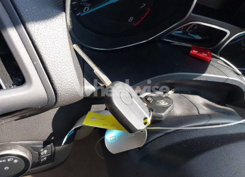 Photo 11 of 2015 Ford Escape SE (VIN 1FMCU0GX6FUA99232)