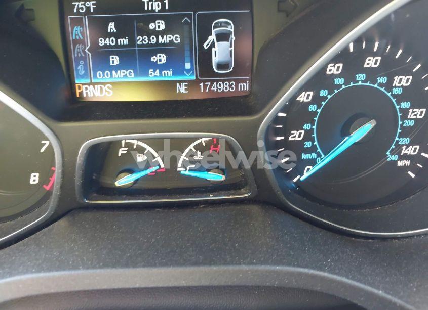 Photo 7 of 2015 Ford Escape SE (VIN 1FMCU0GX6FUB03876)