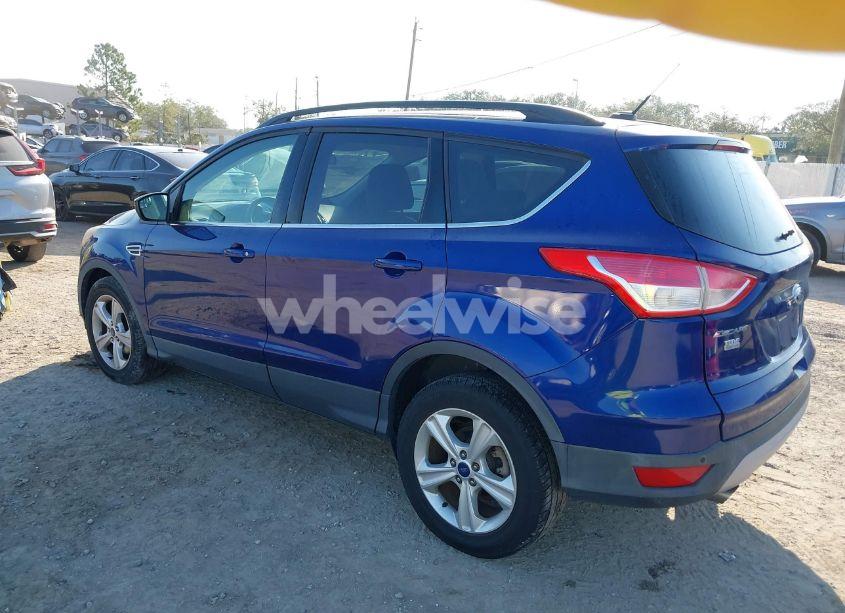 Photo 3 of 2015 Ford Escape SE (VIN 1FMCU0GX6FUC01502)
