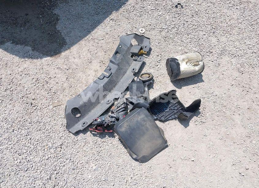 Photo 12 of 2016 Ford Escape SE (VIN 1FMCU0GX6GUA52025)