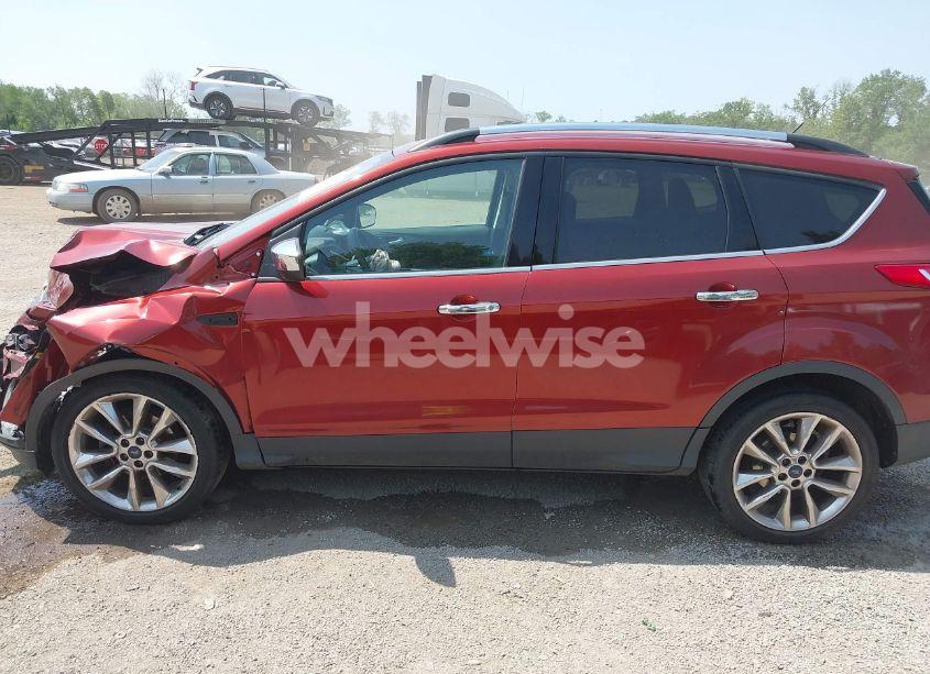Photo 15 of 2016 Ford Escape SE (VIN 1FMCU0GX6GUA52025)