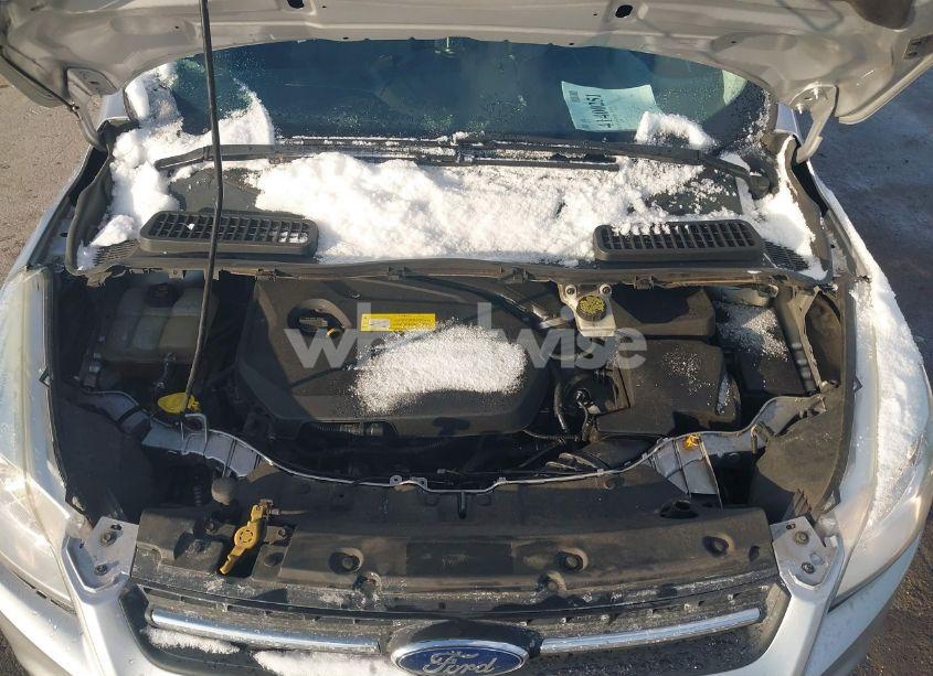 Photo 10 of 2016 Ford Escape SE (VIN 1FMCU0GX6GUB75596)