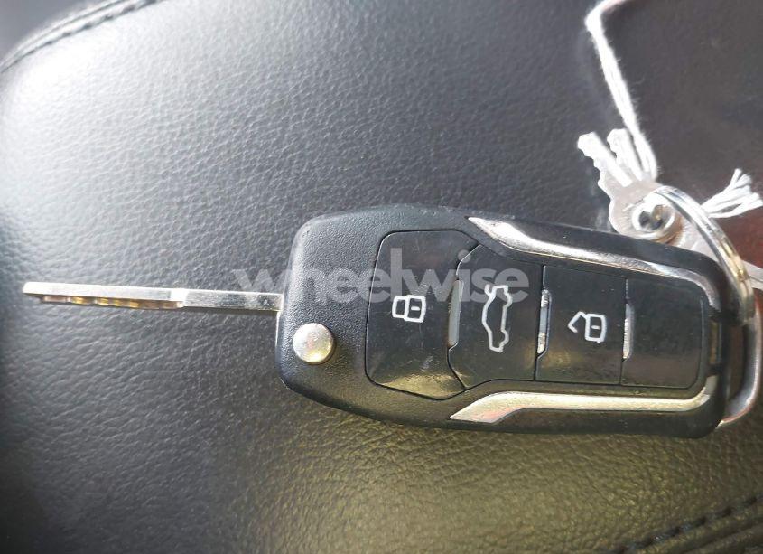 Photo 11 of 2016 Ford Escape SE (VIN 1FMCU0GX6GUB75596)