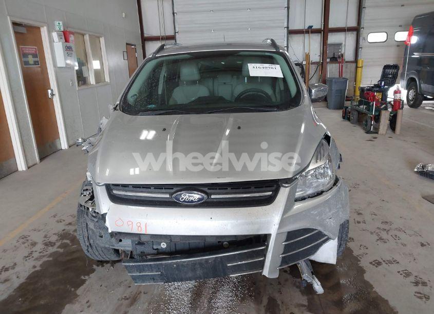 Photo 13 of 2016 Ford Escape SE (VIN 1FMCU0GX6GUB91605)