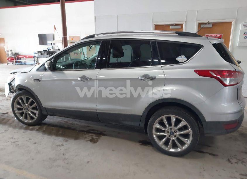 Photo 15 of 2016 Ford Escape SE (VIN 1FMCU0GX6GUB91605)