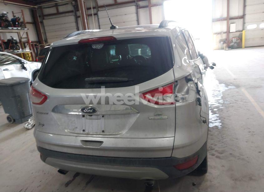 Photo 17 of 2016 Ford Escape SE (VIN 1FMCU0GX6GUB91605)