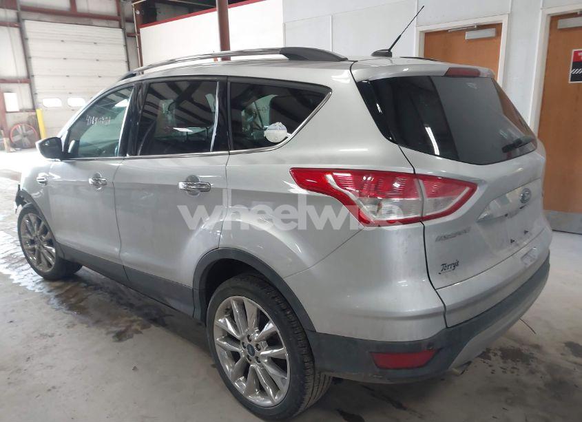 Photo 3 of 2016 Ford Escape SE (VIN 1FMCU0GX6GUB91605)