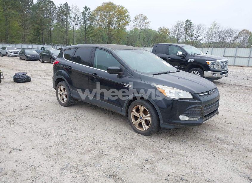 2016 Ford Escape SE (VIN 1FMCU0GX6GUC05275) main photo