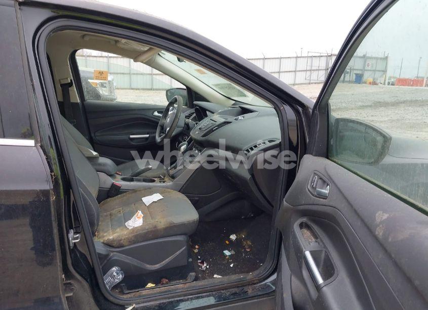 Photo 5 of 2016 Ford Escape SE (VIN 1FMCU0GX6GUC05275)