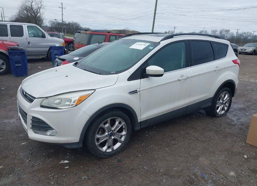 Photo 2 of 2016 Ford Escape SE (VIN 1FMCU0GX6GUC34839)