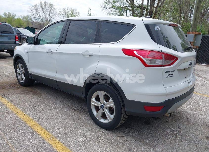 Photo 3 of 2013 Ford Escape SE (VIN 1FMCU0GX7DUB24877)