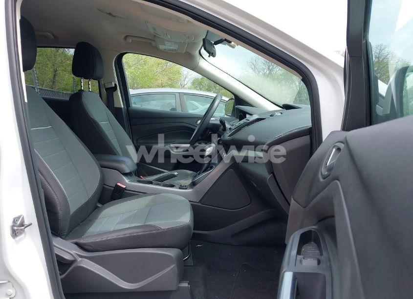 Photo 5 of 2013 Ford Escape SE (VIN 1FMCU0GX7DUB24877)