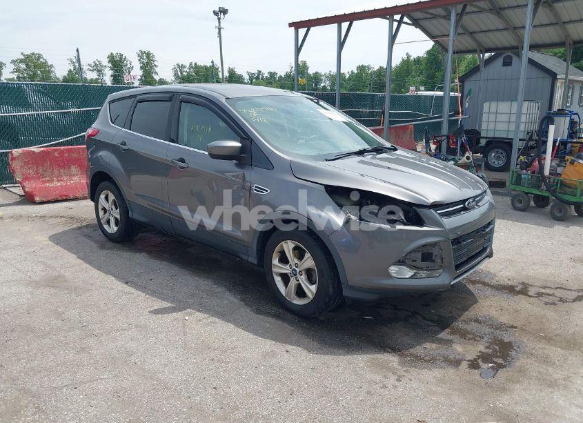 2013 Ford Escape SE (VIN 1FMCU0GX7DUB51643) main photo