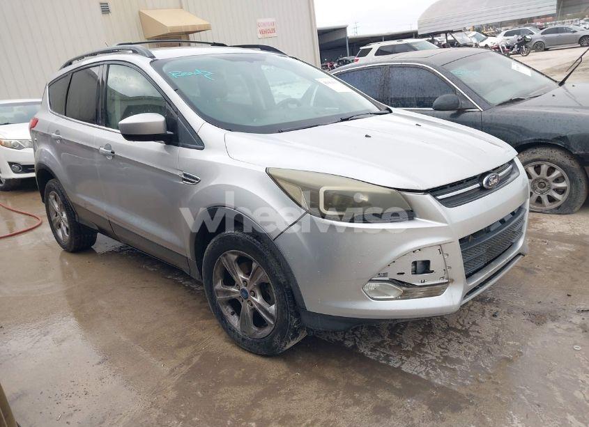 2013 Ford Escape SE (VIN 1FMCU0GX7DUB60813) main photo