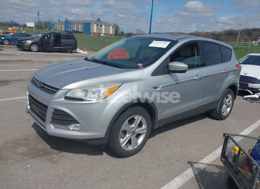 Photo 2 of 2013 Ford Escape SE (VIN 1FMCU0GX7DUB76154)