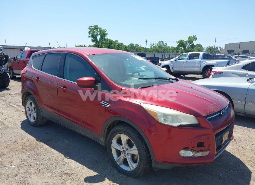2013 Ford Escape SE (VIN 1FMCU0GX7DUB95108) main photo