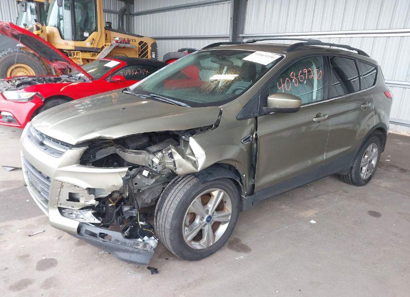 Photo 2 of 2013 Ford Escape SE (VIN 1FMCU0GX7DUC17253)