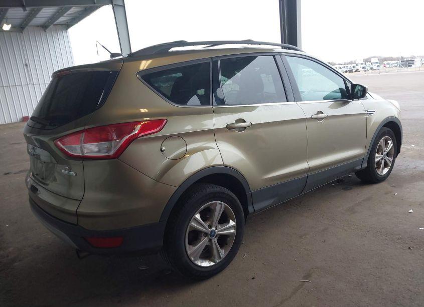 Photo 4 of 2013 Ford Escape SE (VIN 1FMCU0GX7DUC17253)