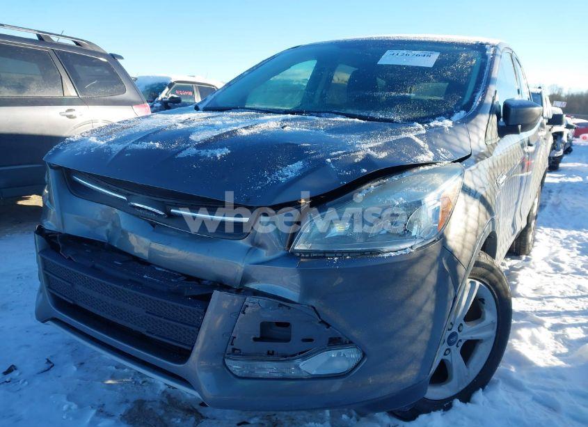 Photo 2 of 2014 Ford Escape SE (VIN 1FMCU0GX7EUA04174)