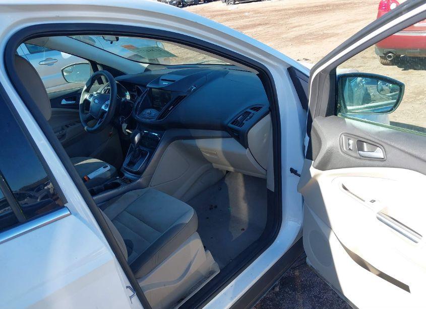 Photo 5 of 2014 Ford Escape SE (VIN 1FMCU0GX7EUA07009)